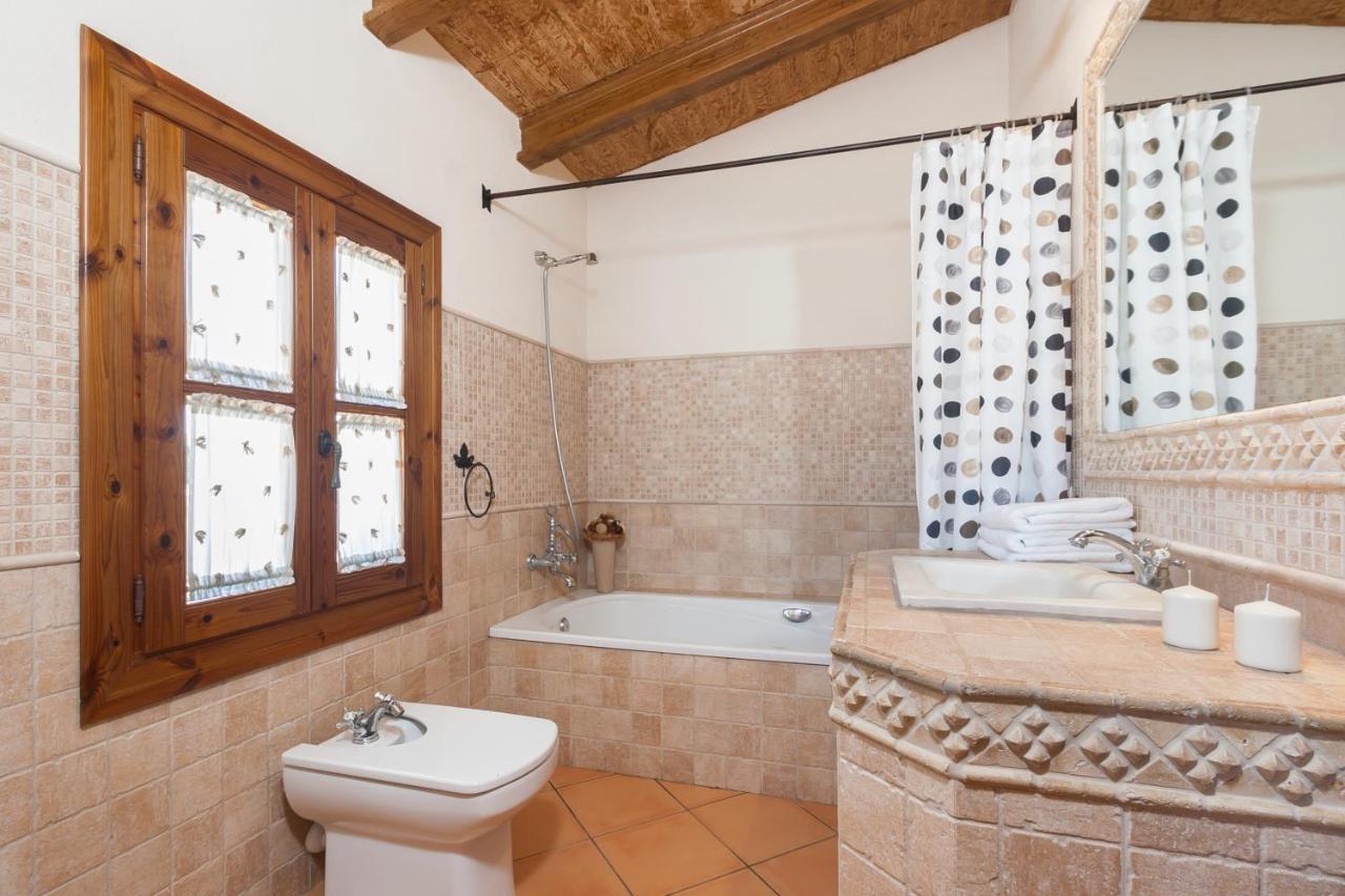 Finca Mostaxet * Muro